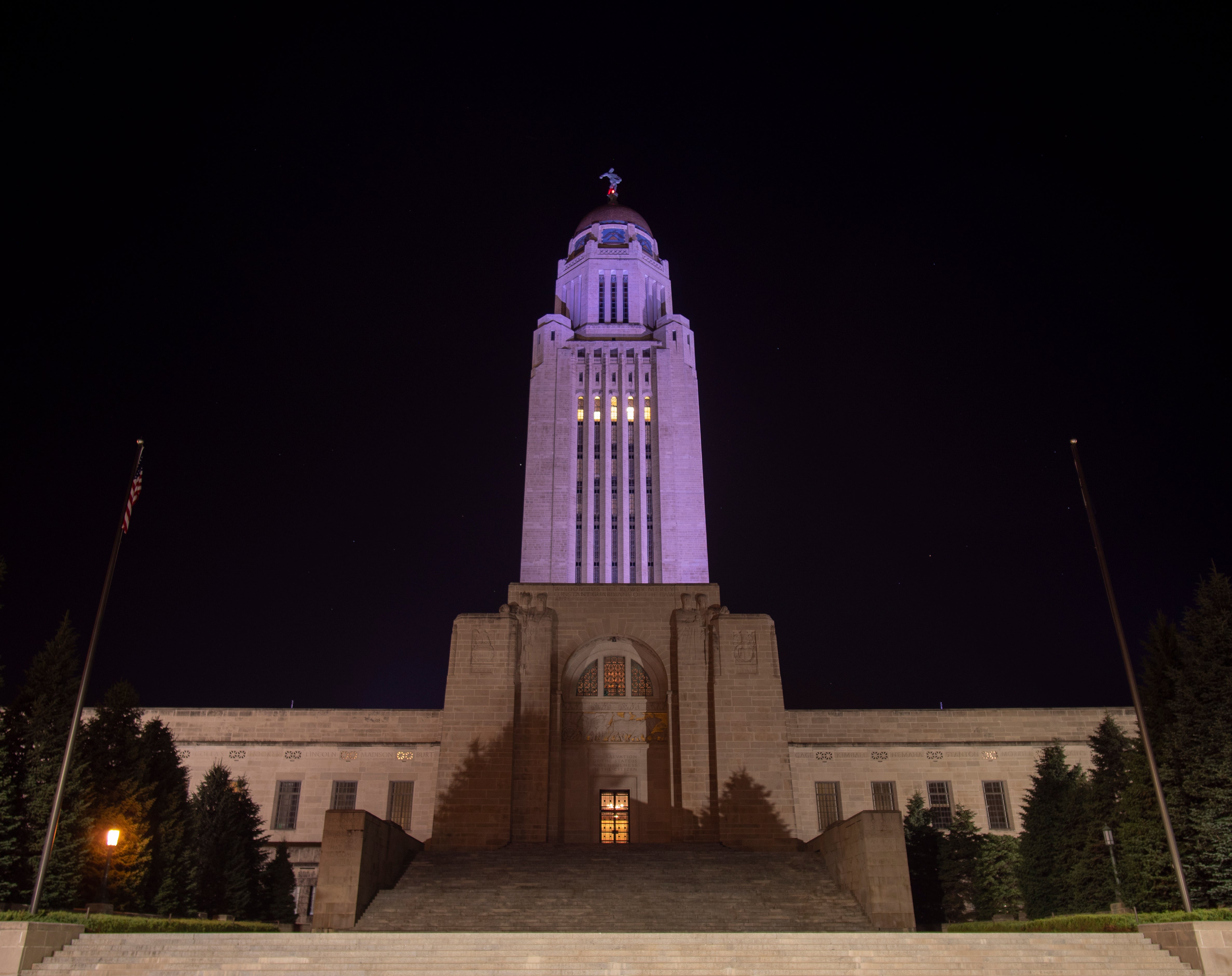 Capitol lit purple for Purple Heart Day in 2018